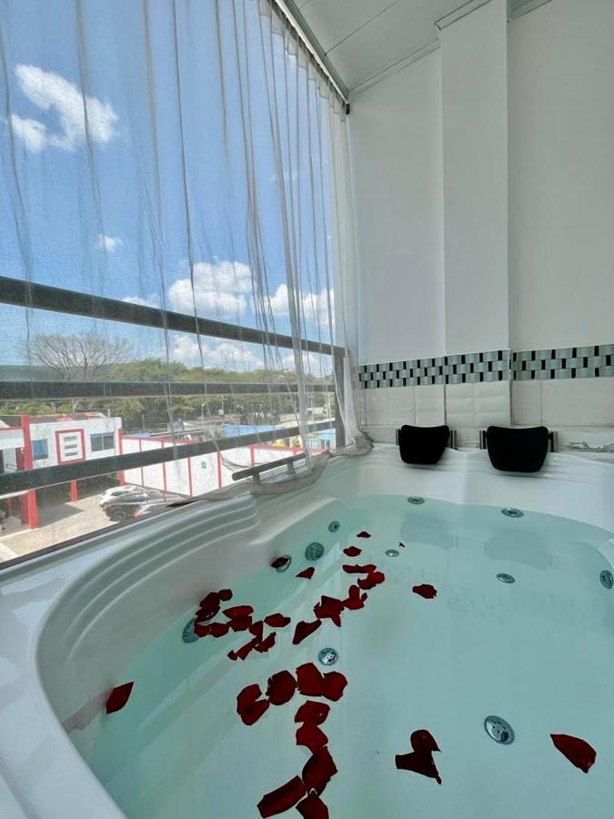 Bora Bora Adults Only Hotell Melgar Exteriör bild