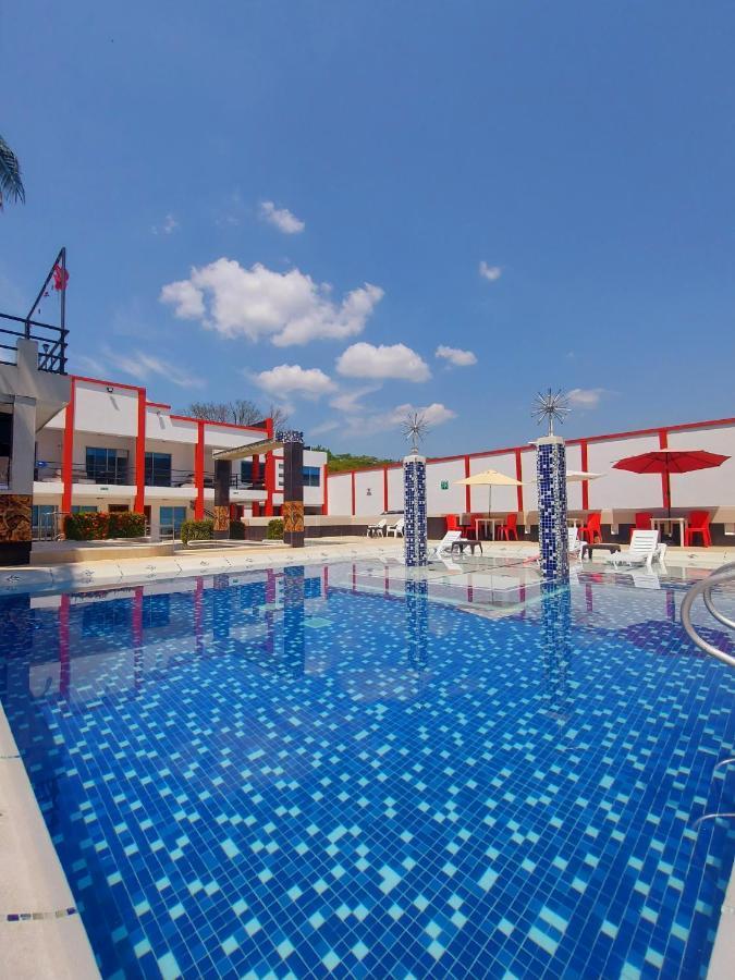 Bora Bora Adults Only Hotell Melgar Exteriör bild